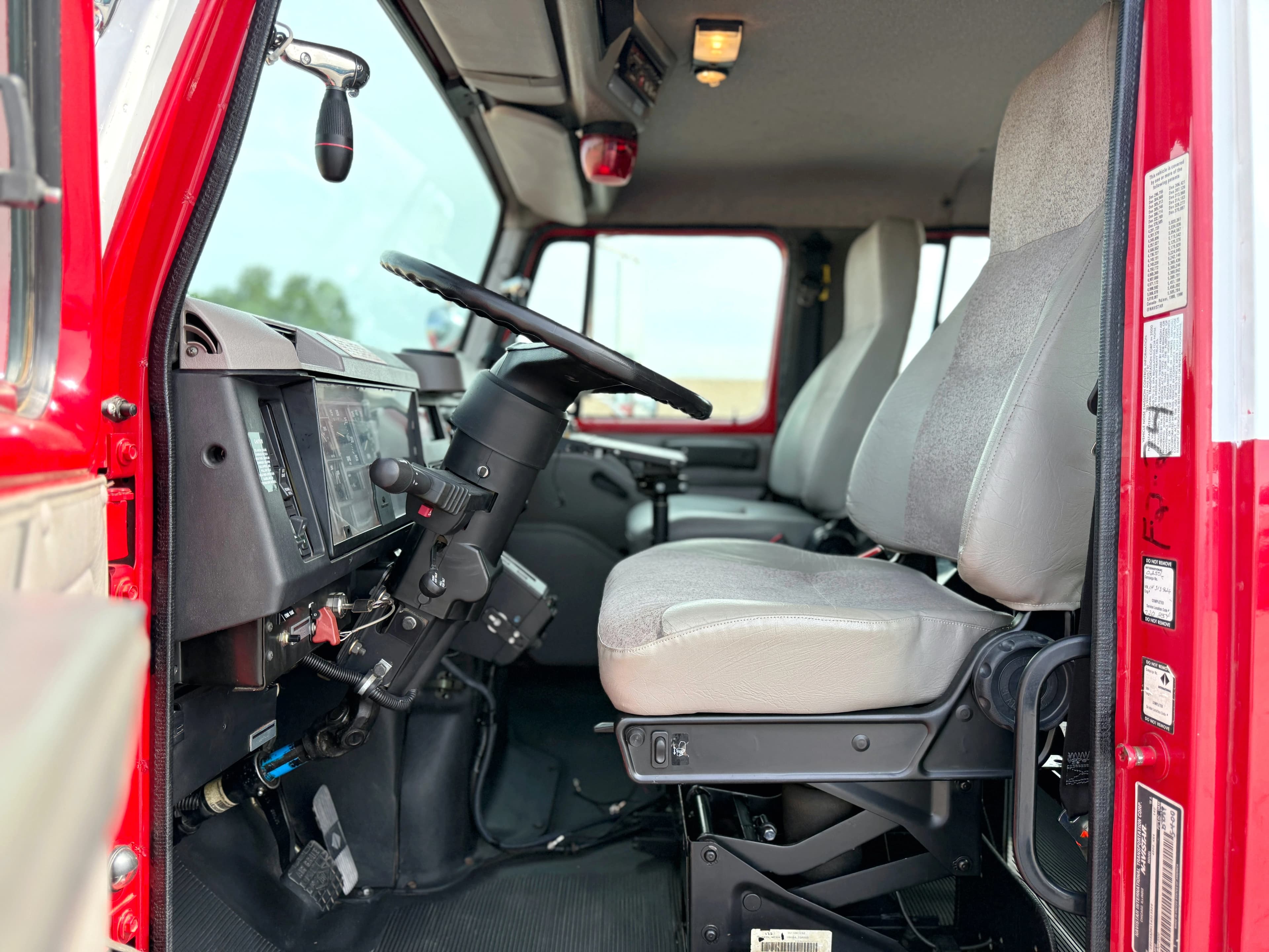 2001 International 4800 4x4 Type 3 Fire Pumper