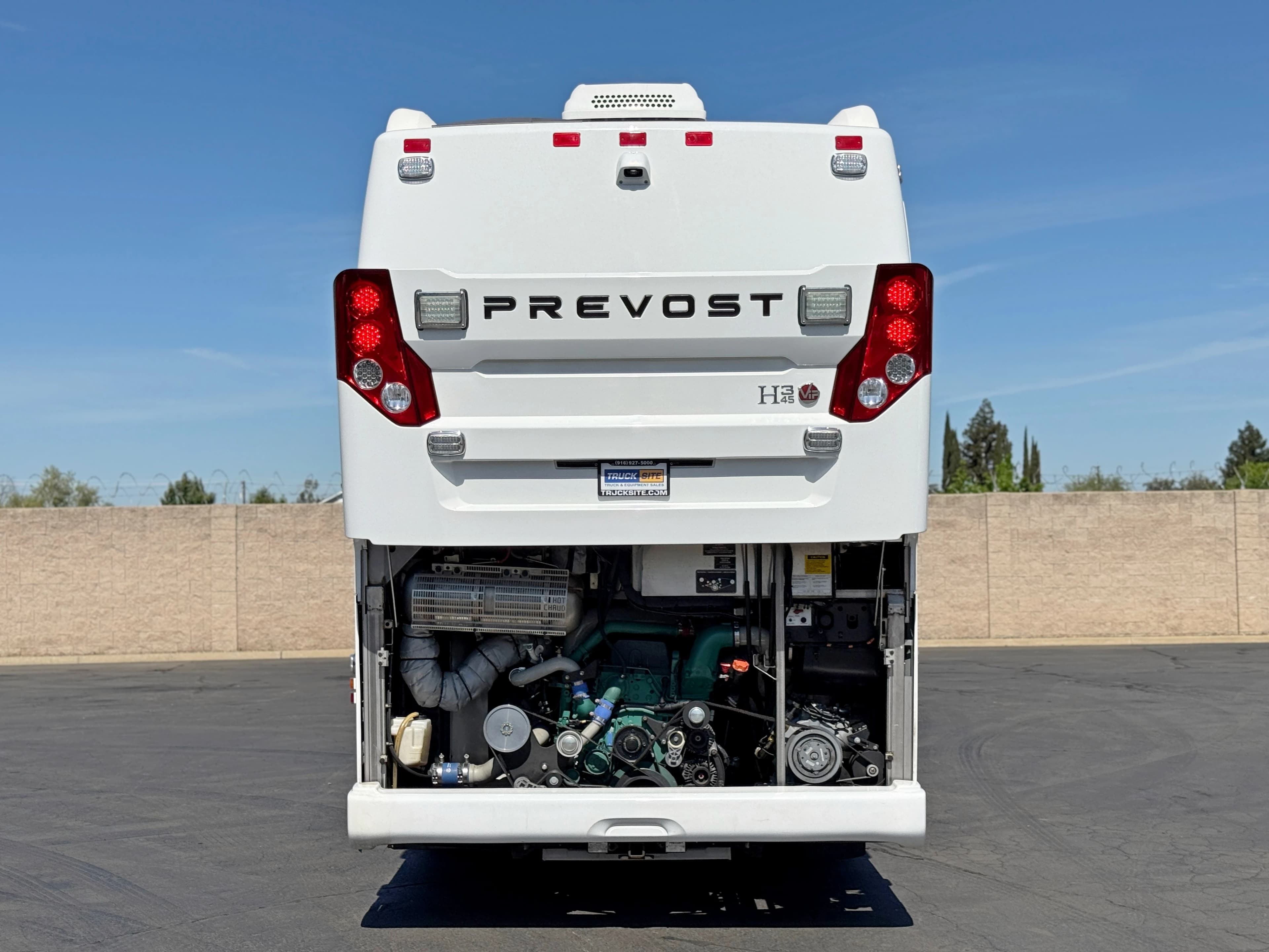 2011 Prevost H3-45 VIP Mobile Communications Unit