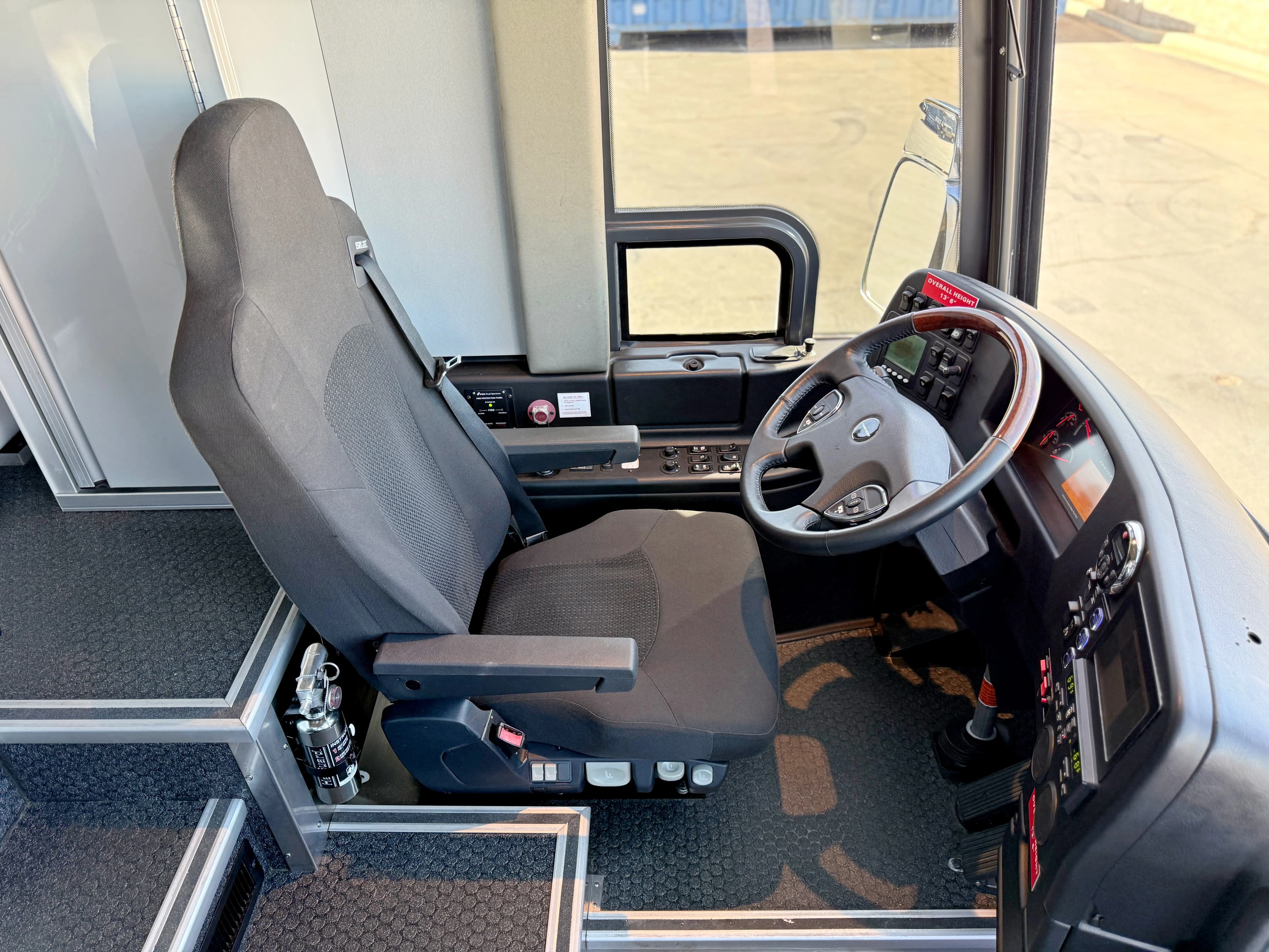 2011 Prevost H3-45 VIP Mobile Communications Unit