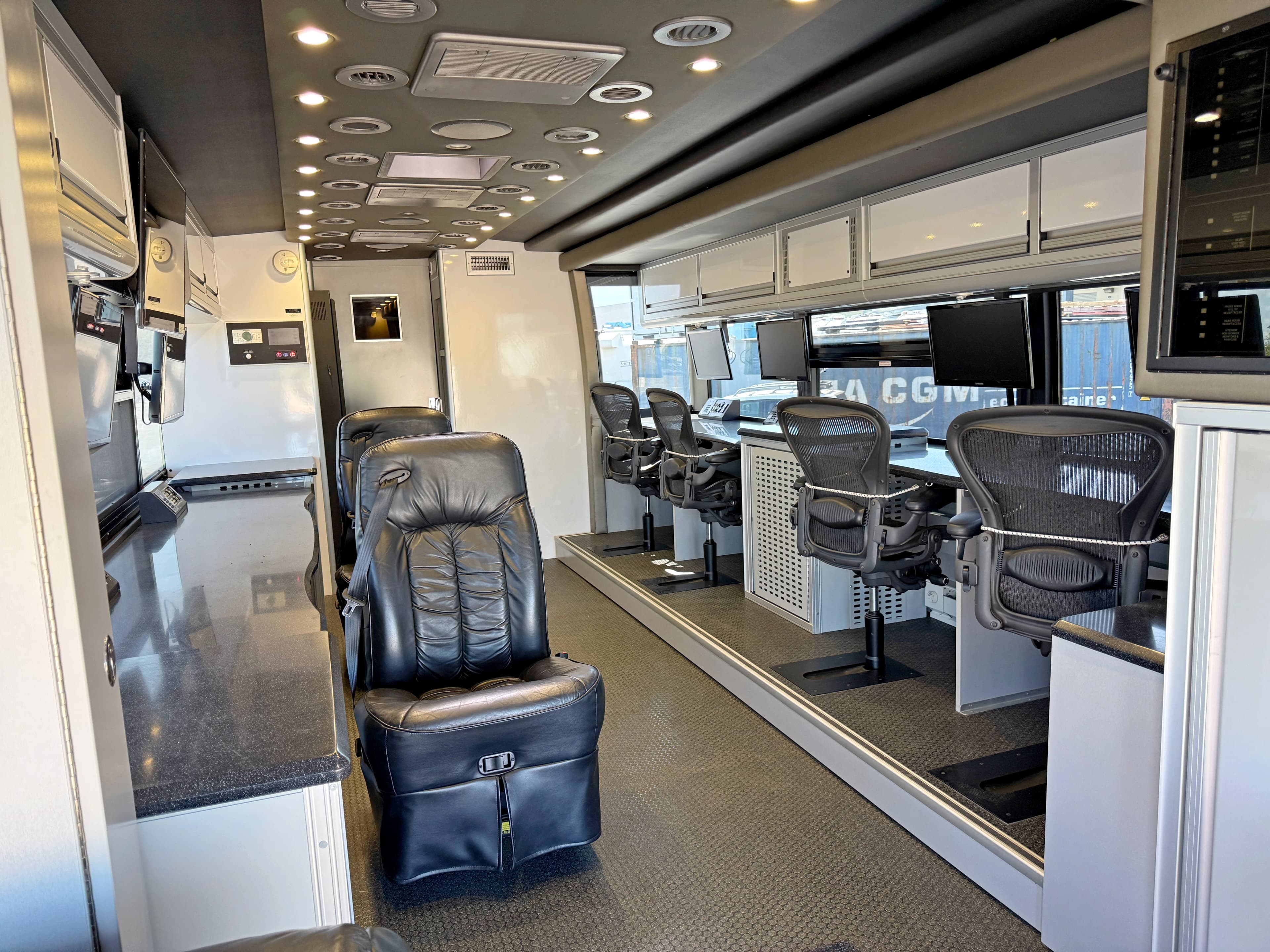 2011 Prevost H3-45 VIP Mobile Communications Unit