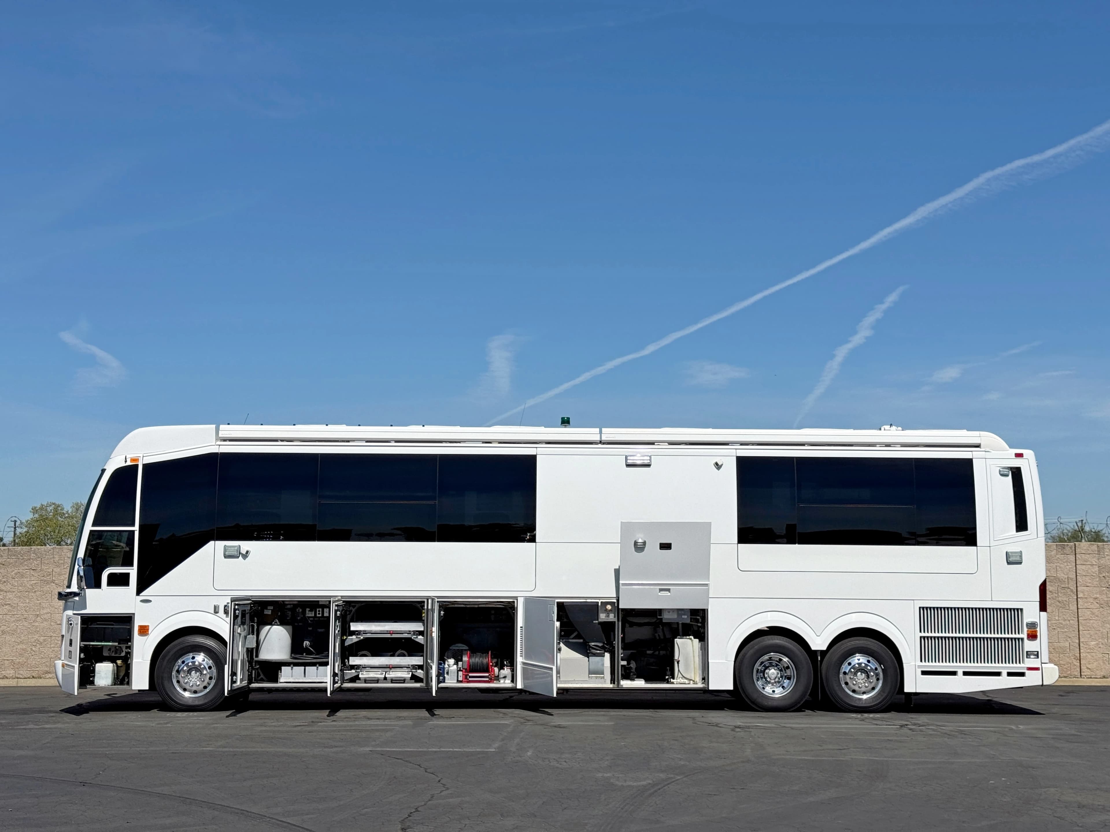 2011 Prevost H3-45 VIP Mobile Communications Unit