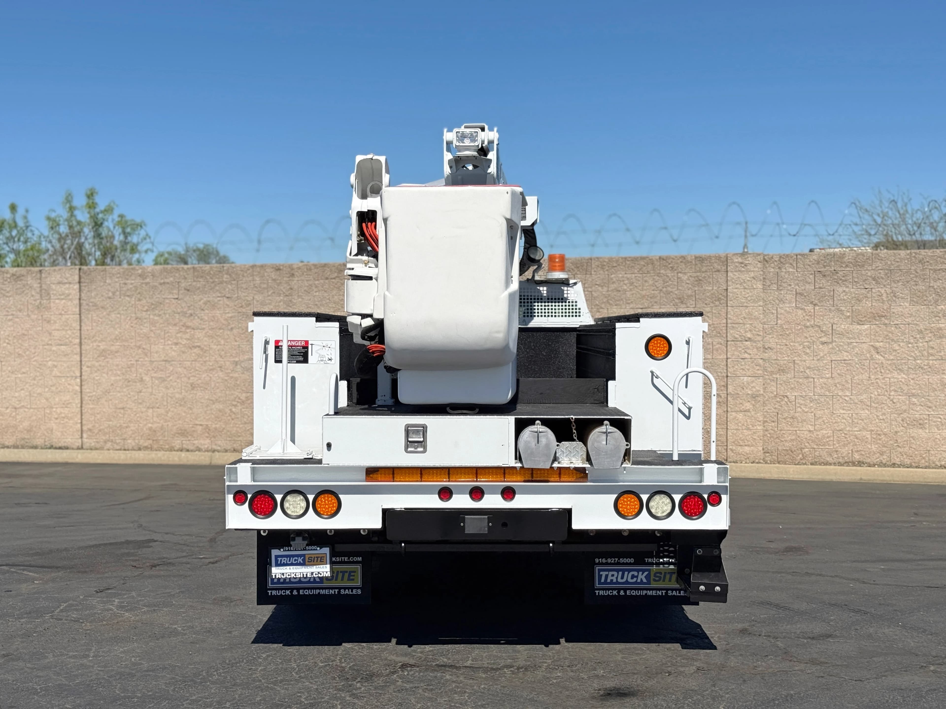 2013 Ford F550 4x4 Altec AT37G Articulating Bucket Truck