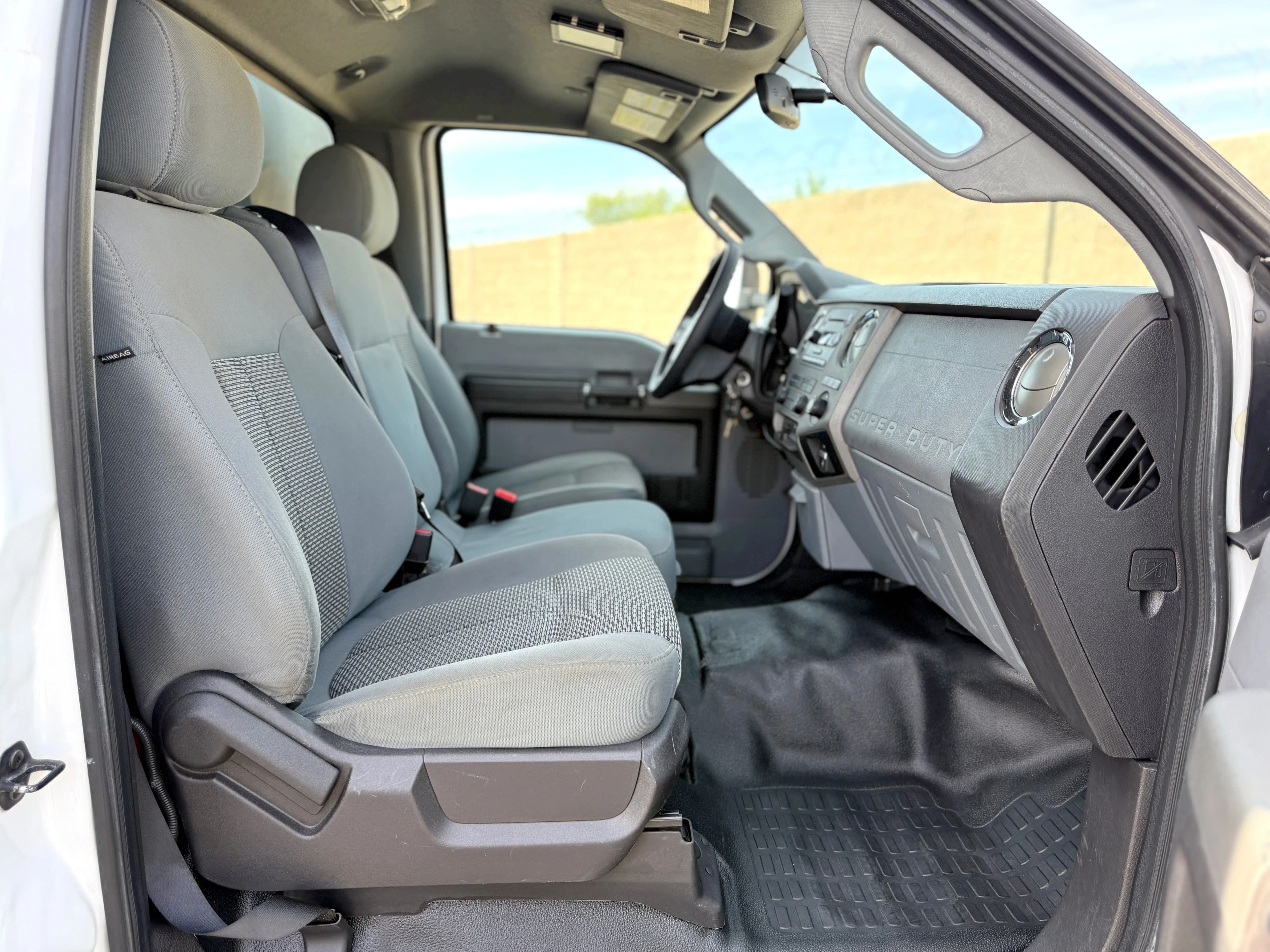 2011 Ford F550 Phenix Hi-Top Utility Truck