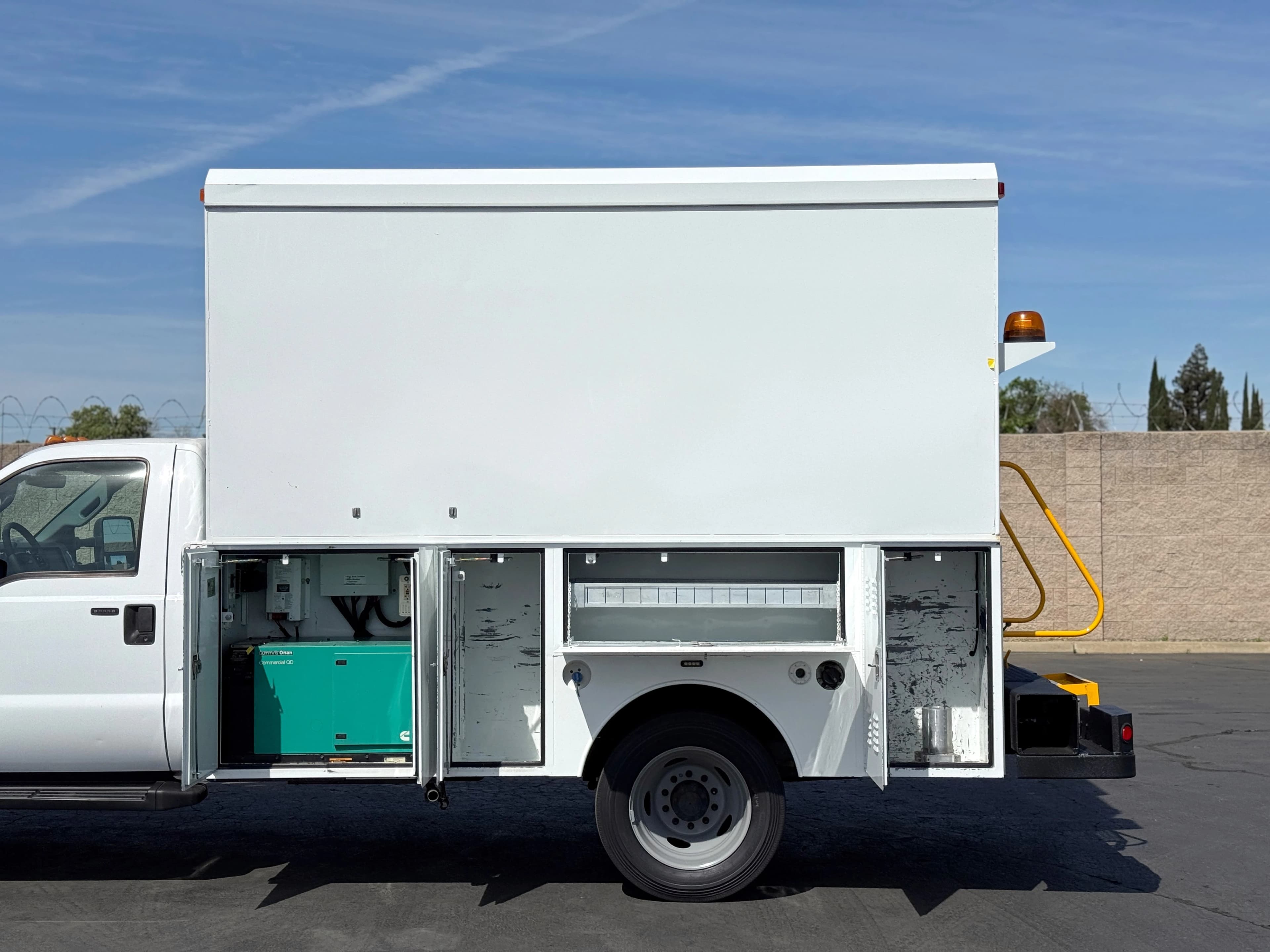 2011 Ford F550 Phenix Hi-Top Utility Truck