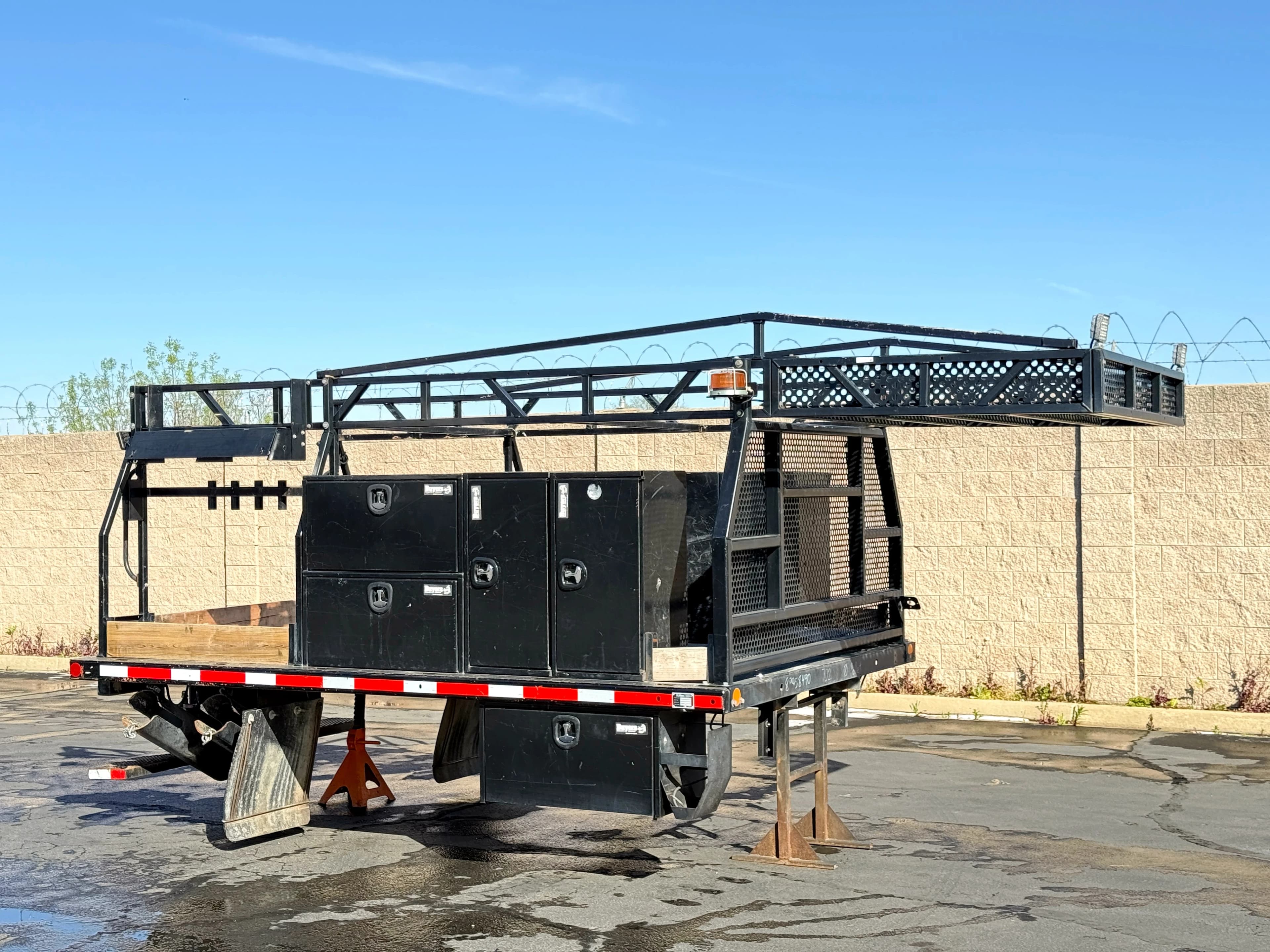 2020 Altec Contractor's Body