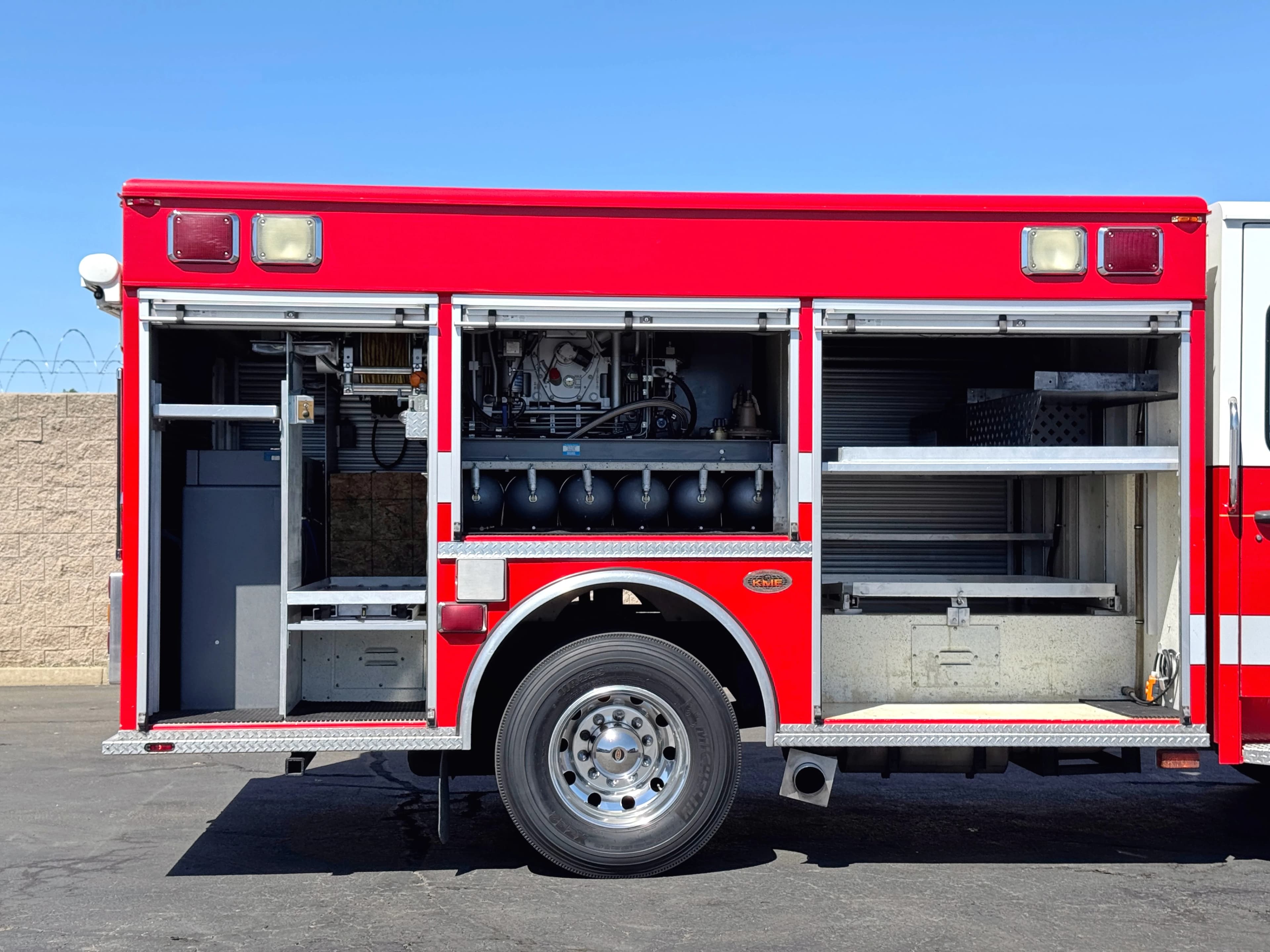2005 Spartan Advantage Heavy Rescue