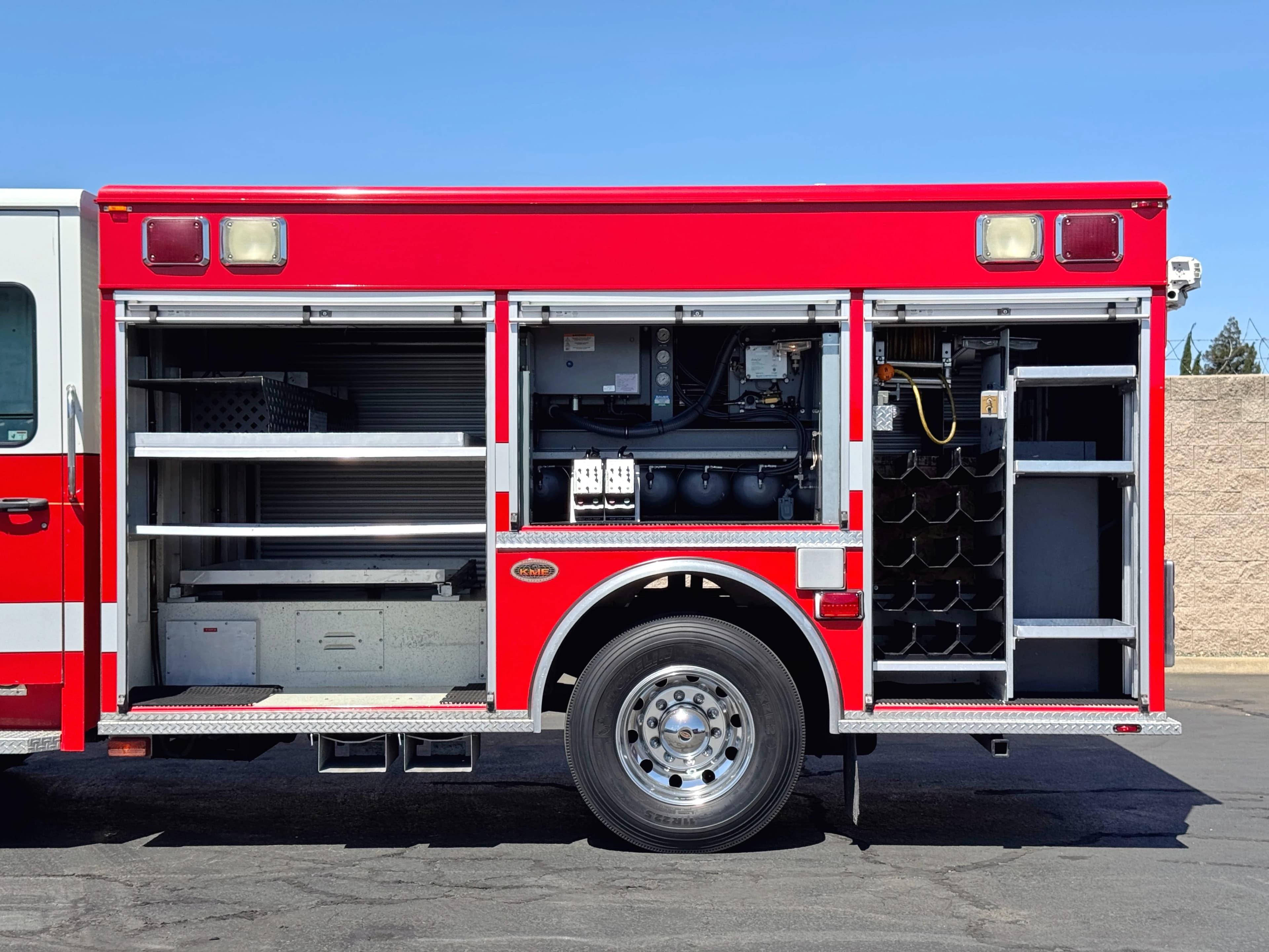 2005 Spartan Advantage Heavy Rescue